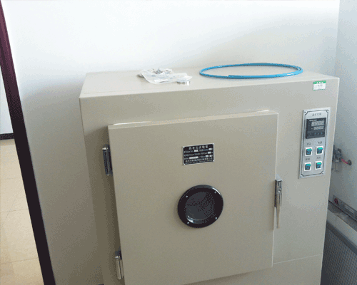 試驗設備——熱老化試驗箱